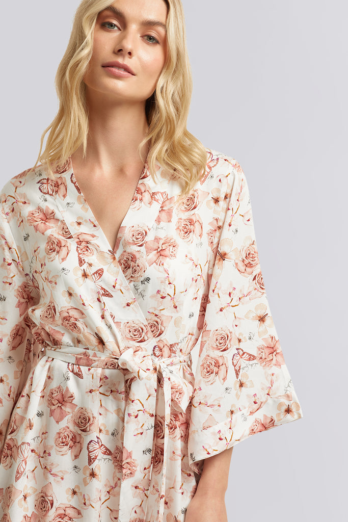 Kelly Smith Viscose Exclusive Print Robe | Homebodii