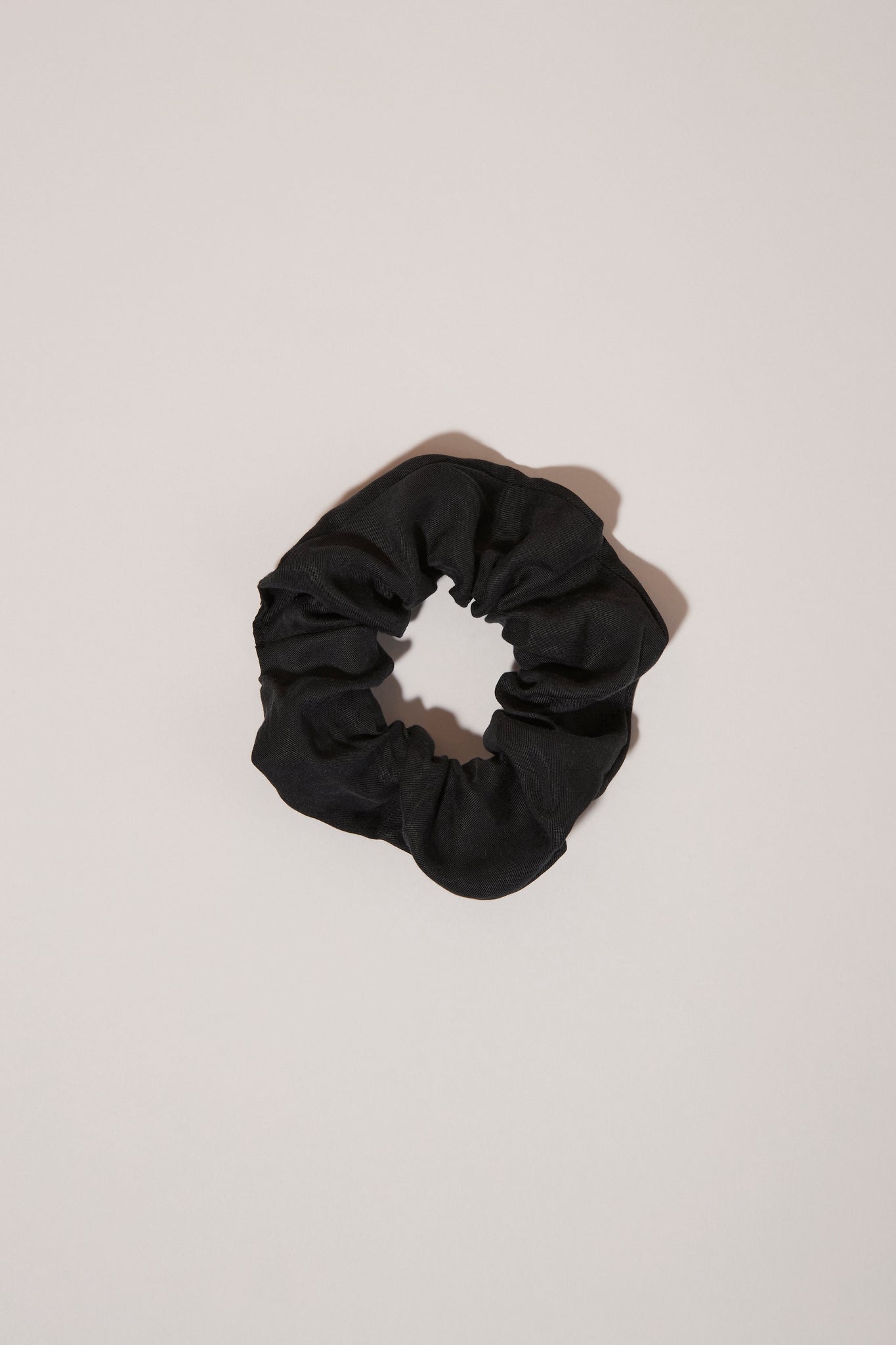 Eva Tencel™ Scrunchie  Black | Homebodii